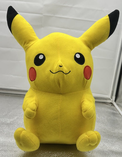 Pikachu Pokémon Plush Soft Toy 28cm Cuddly in Good Used Condition 9896