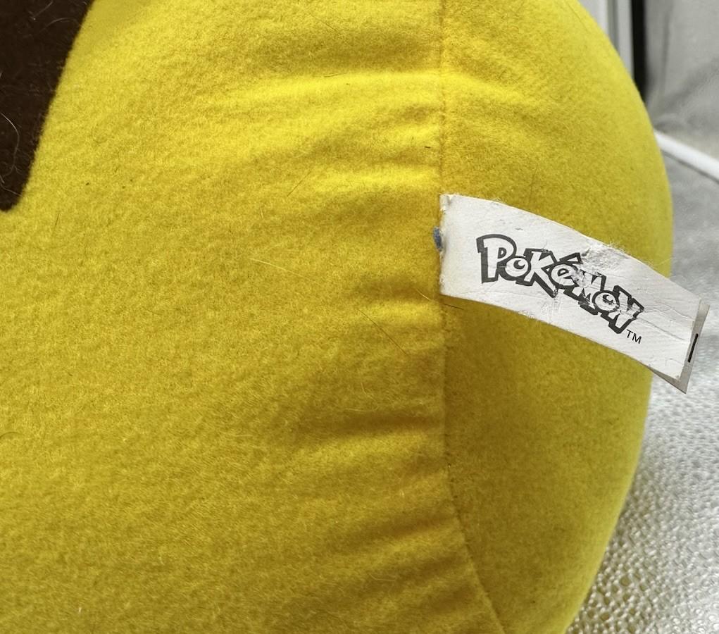 Pikachu Pokémon Plush Soft Toy 28cm Cuddly in Good Used Condition 9896