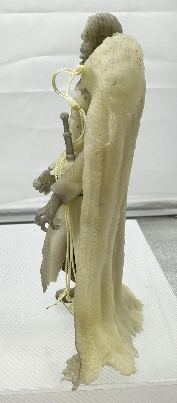 Lord Of The Rings Fellowship Of The Ring The King Of The Dead Figure 16cm 9179