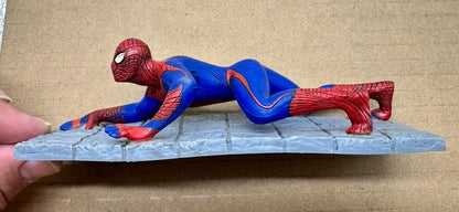 2011 Spider man 14.5cm Red & Blue on wall Toy Swim Ways Vintage In GC 9590