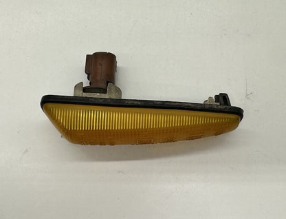 NISSAN 300ZX RIGHT SIDE INDICATOR Z32 GUARD FLASHER 12/89-10/96 89 90 91 92 9321