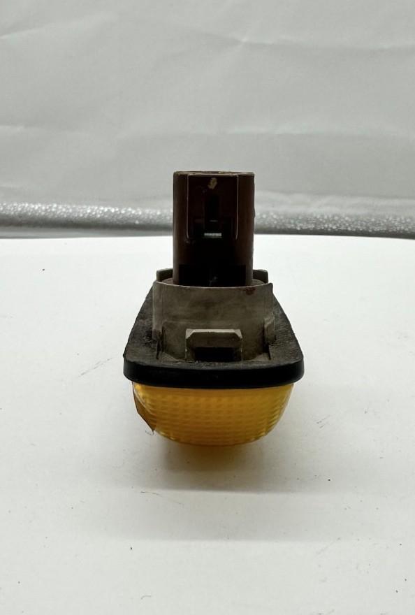 NISSAN 300ZX RIGHT SIDE INDICATOR Z32 GUARD FLASHER 12/89-10/96 89 90 91 92 9321
