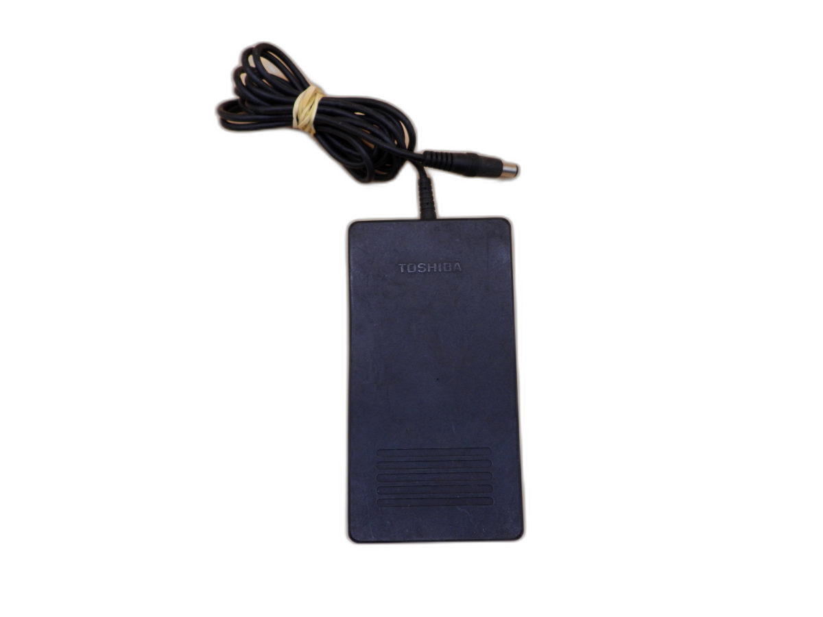 Toshiba Pa2444u Ac Adaptor 15v 4a