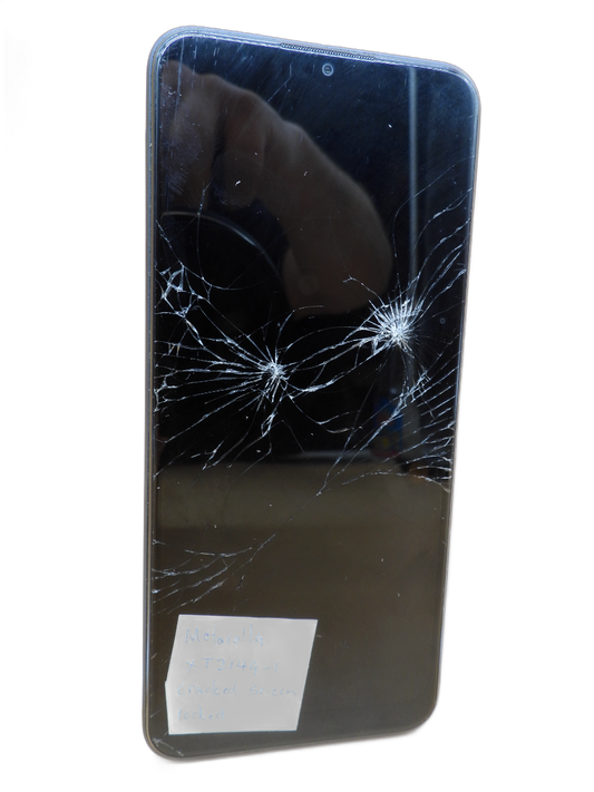 Motorola Xt2149 1 Smartphone CRACKED SCREEN LOCKED PARTS ONLY 