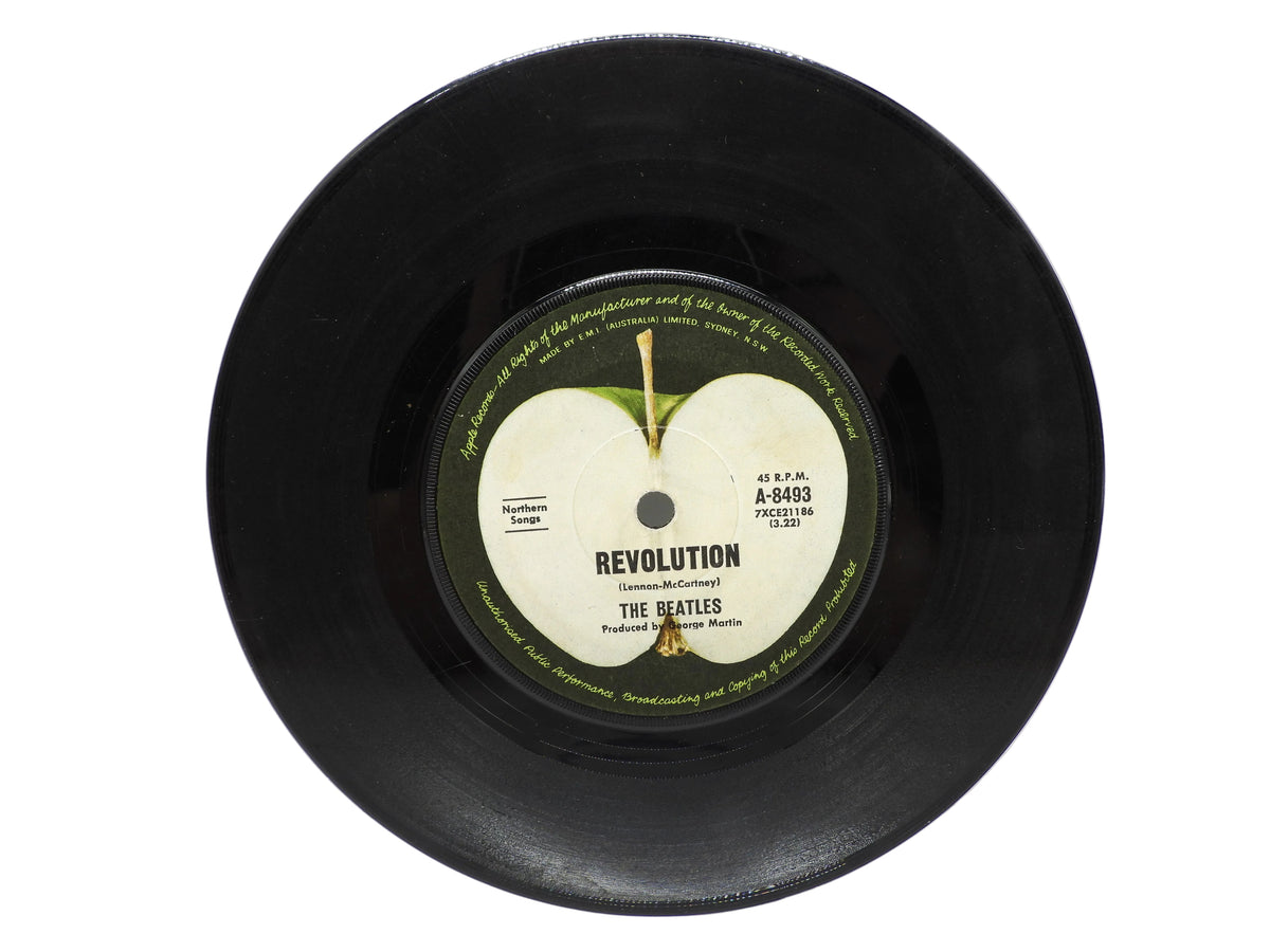 The Beatles Hey Jude / Revolution 7" Vinyl Single a 8493 Apple Records