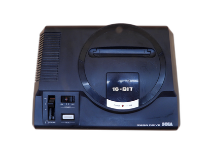Sega Mega Drive 16 Bit Console Pal PARTS ONLY DISPLAY NOT WORKING 
