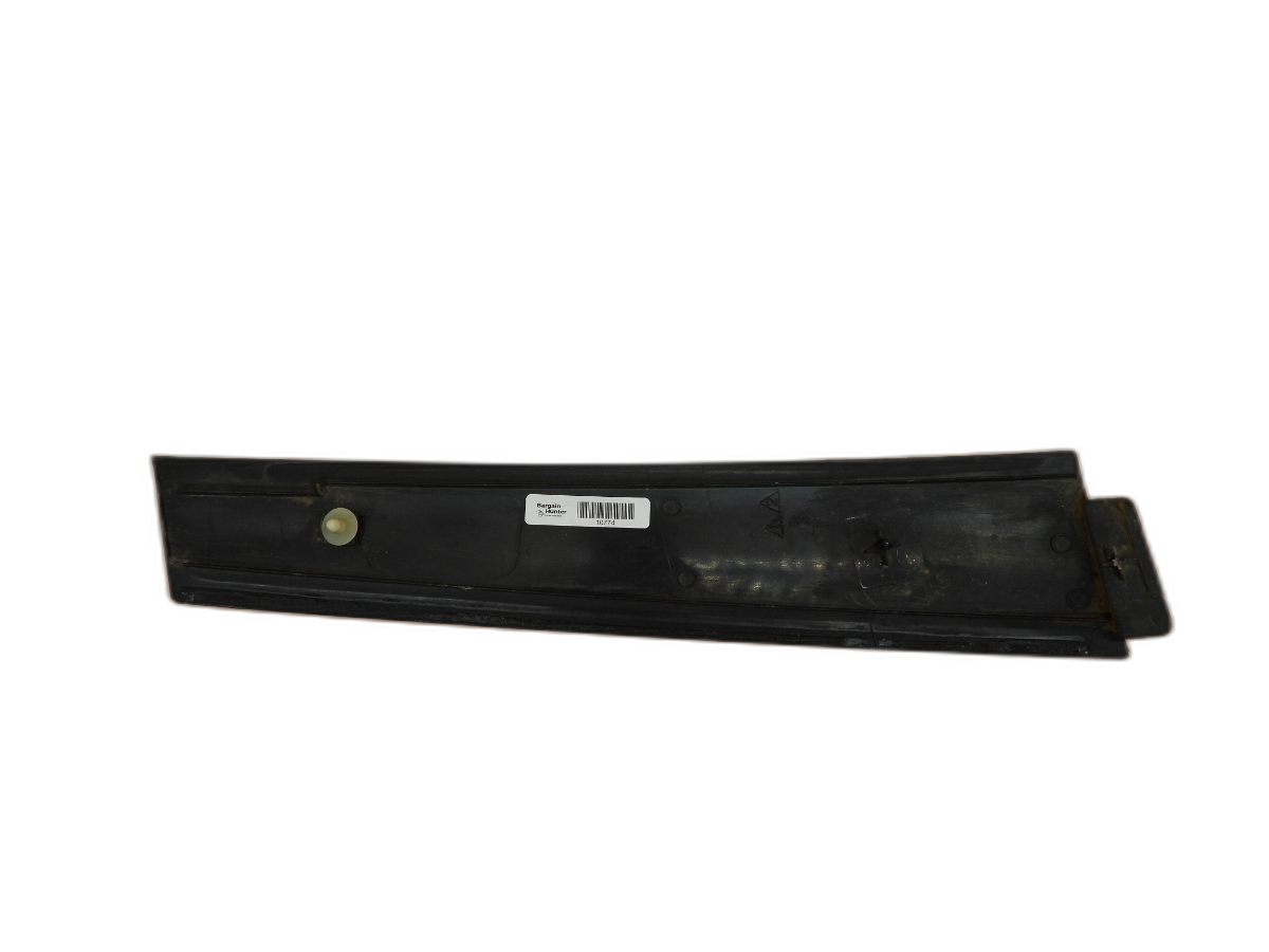 Nissan Skyline R33 Coupe B Pillar Plastic Trim 7689122U00 Brocken Clip -1