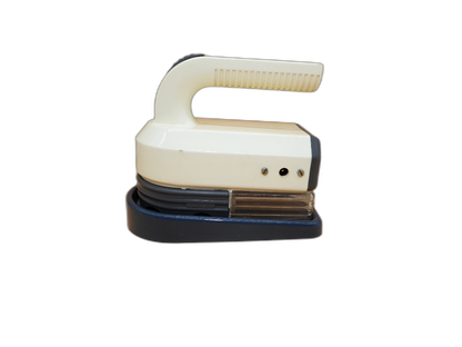 Singer Fuz Buster Cordless Fabric Lint Shaver NO POWER SUPPLY