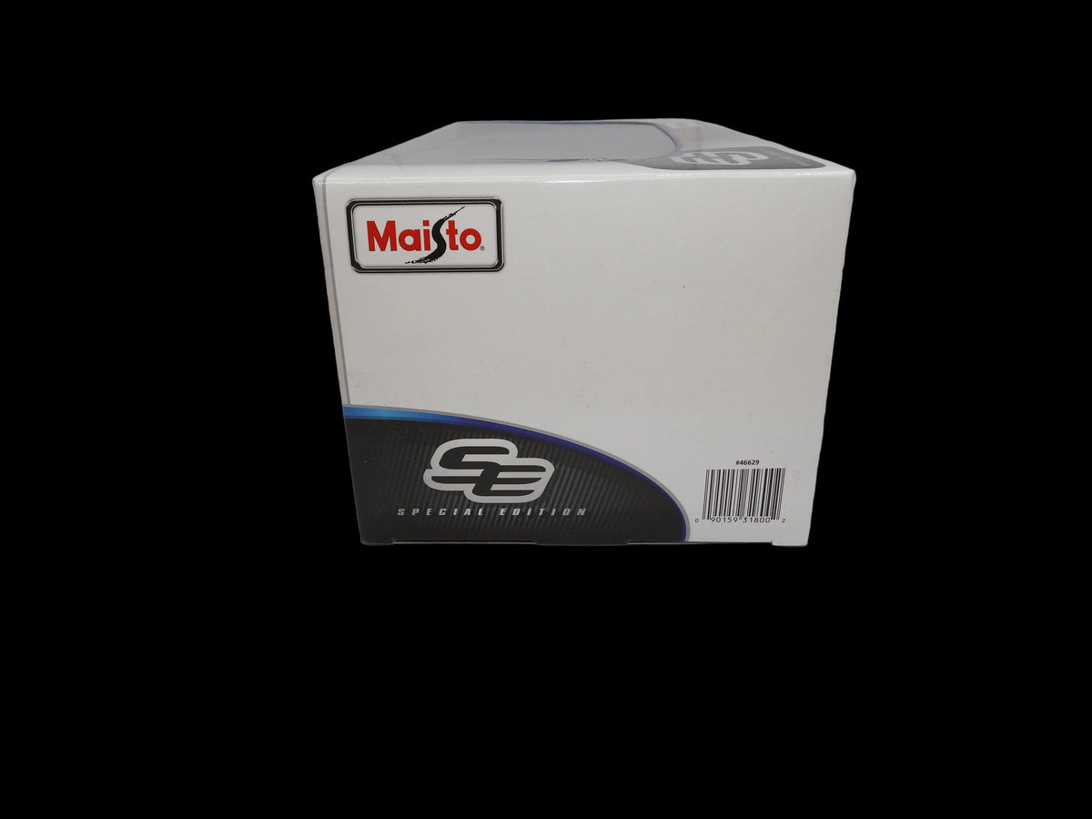 Maisto 2014 Corvette Stingray 1 18 Scale Diecast Model Car