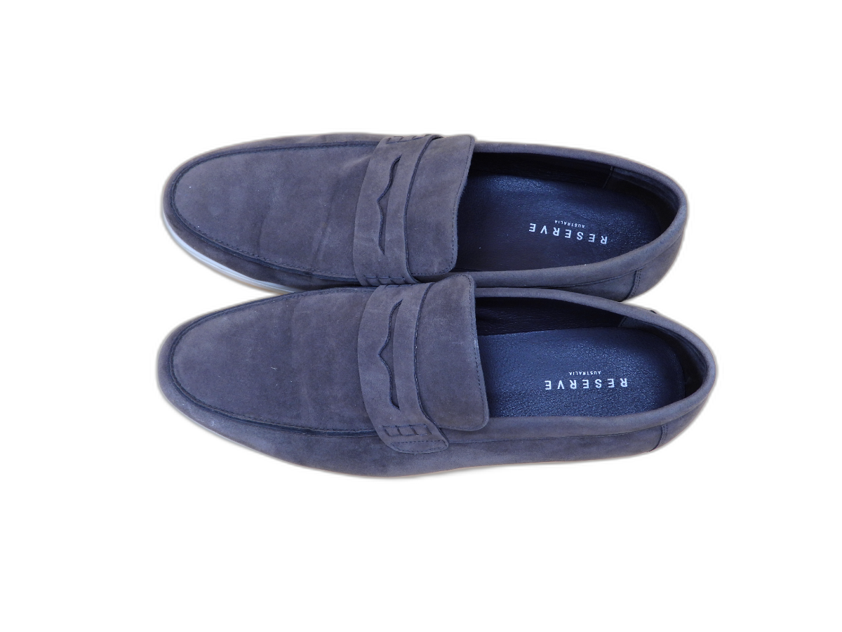 Reserve Men's Beige Suede Penny Loafers Size 12d