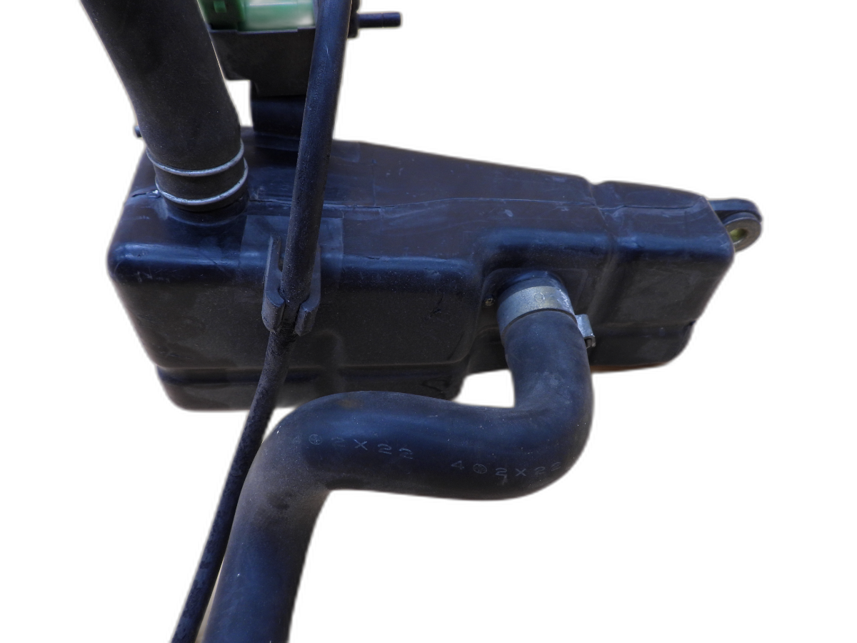 Nissan Radiator Overflow Tank Coolant Reservoir