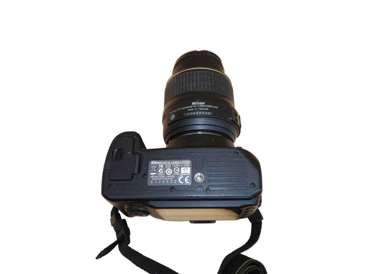 Nikon D3000 Dslr Camera With 18 55mm Vr Lens