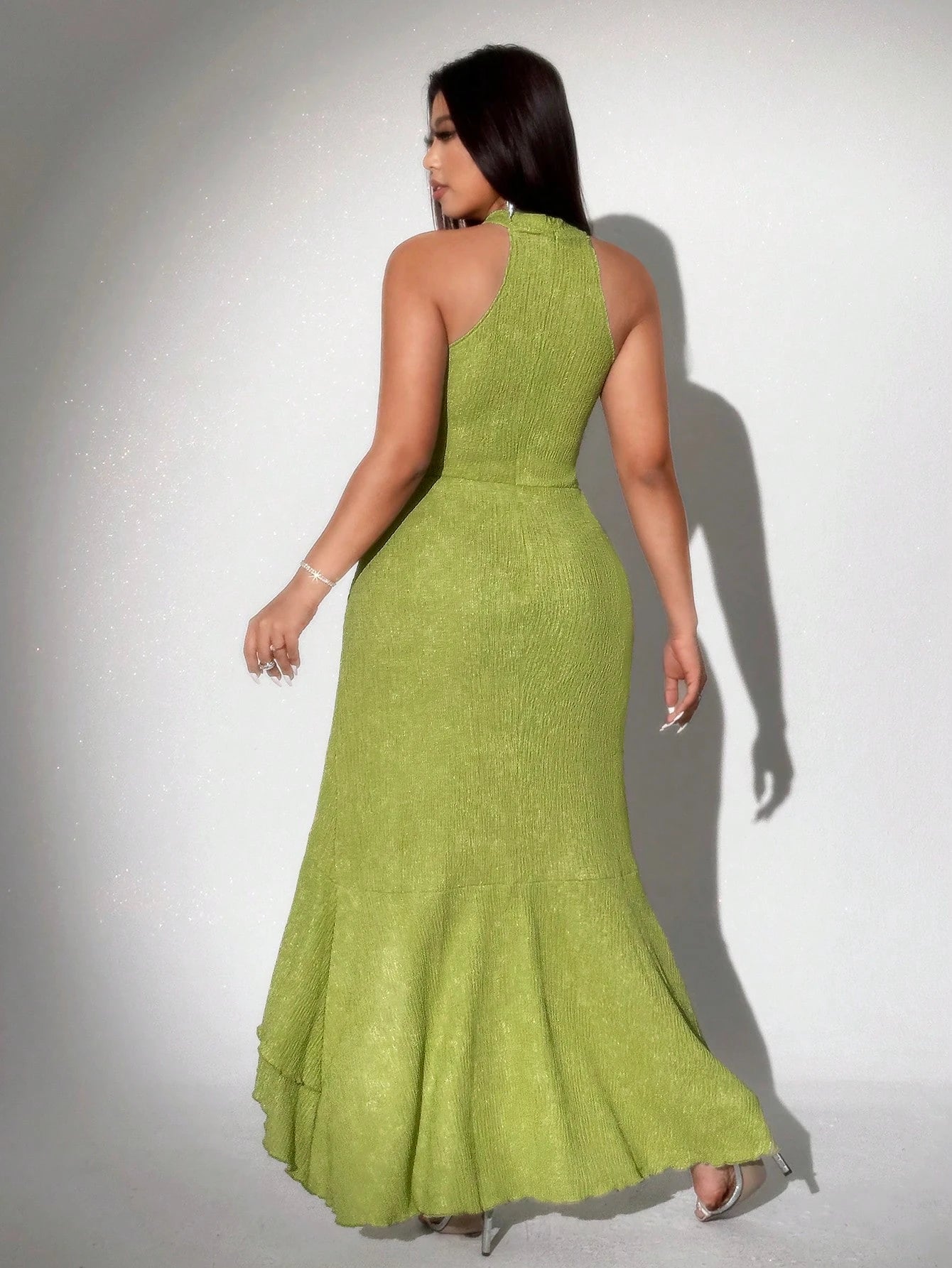 Plus-size knit dress, backless, sleeveless, fitted, stretchy, elegant long dress, suitable as a bridesmaid for weddings, dates o