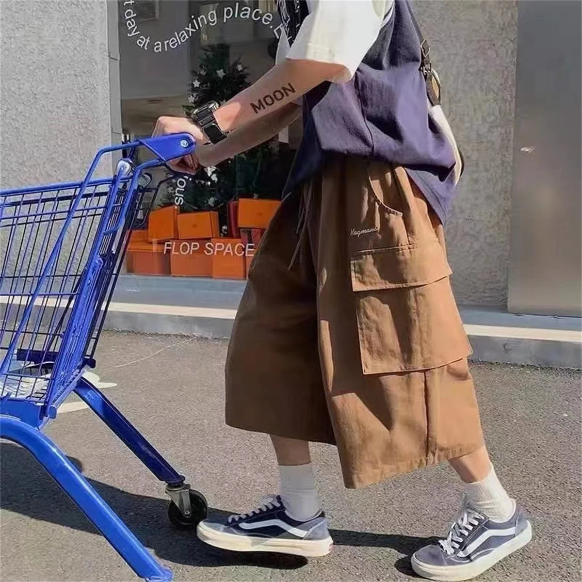 Fashion Bf Loose Streetwear Women Cropped Pants Japanese Hip Hop Pockets Cargo Wide Leg Trousers Retro Casual Straight Pants Men