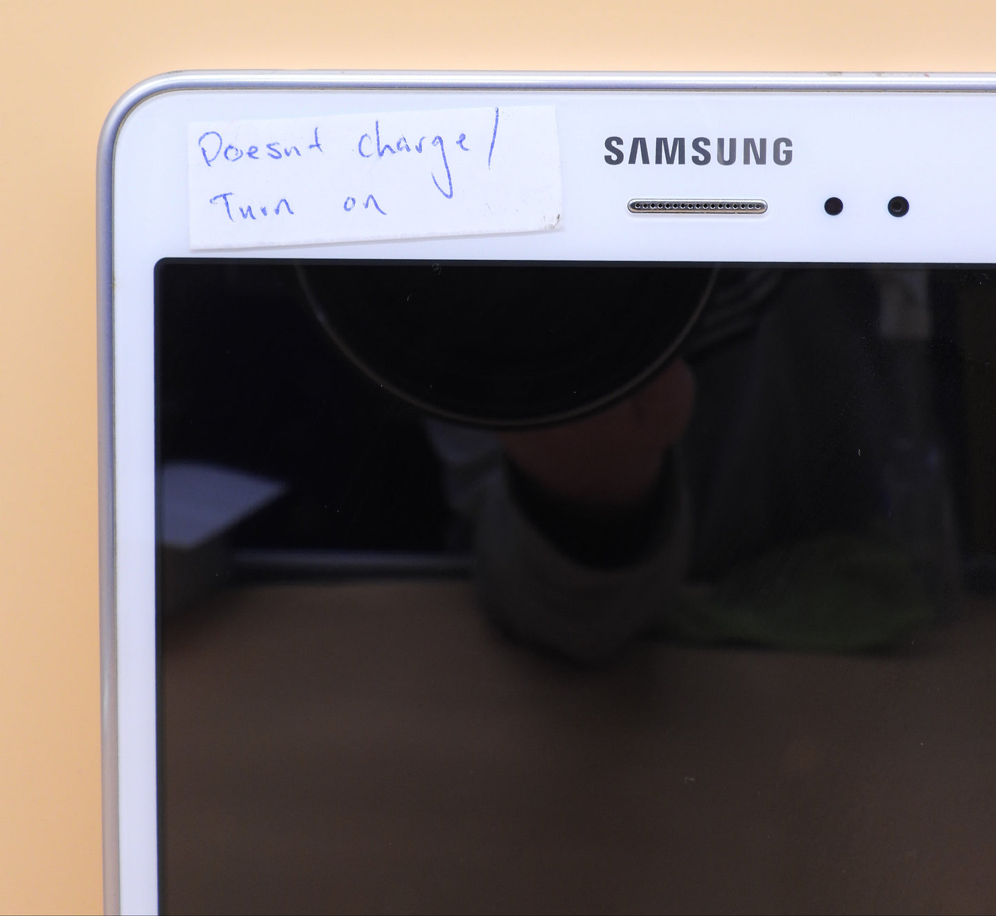 Samsung Galaxy Tab E Sm T355y 9.6" Tablet Parts Only / Not Power on / Not Chargi