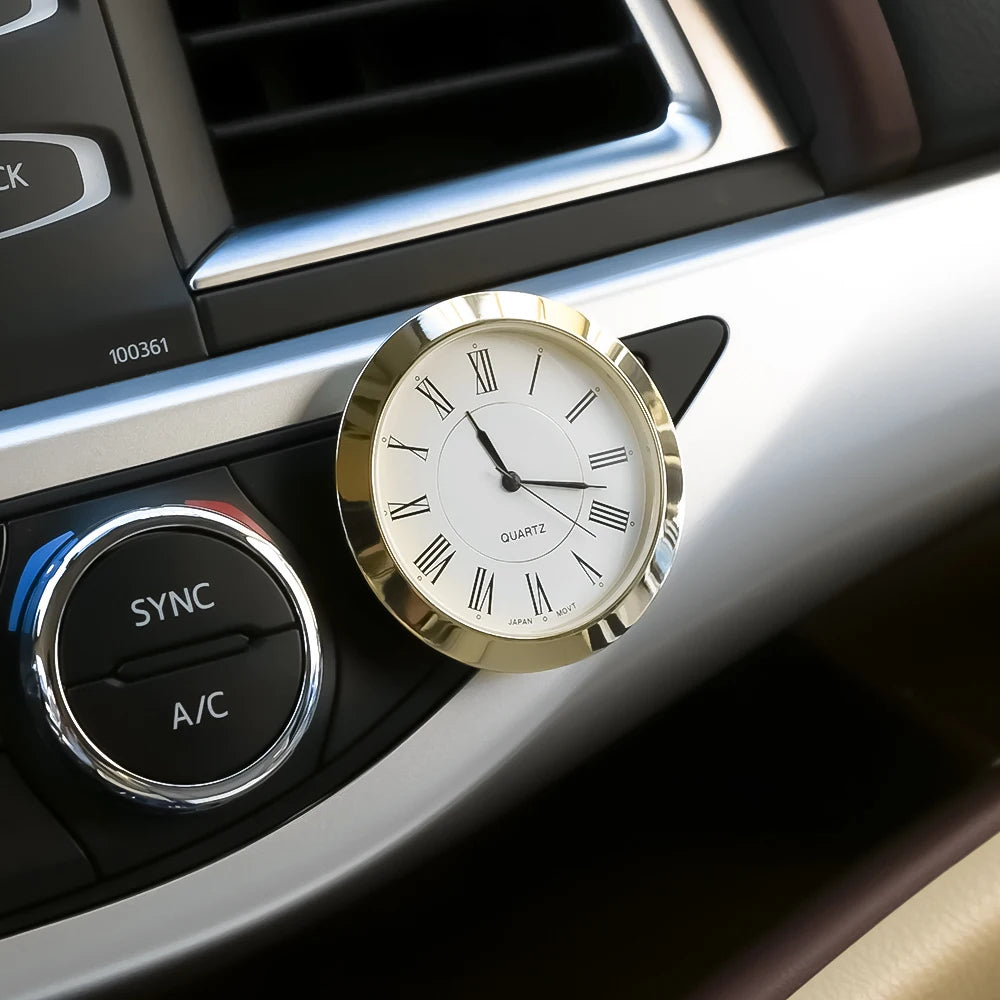 Car Ornament Electronic Meter Clock Timepiece Car Interior Decoration Auto Sticker Watch Fashion Car-Styling Accessories Gift