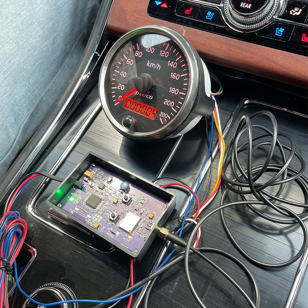 Universal 85mm Speedometer 220km/h Speed Meter Gauge Odometer With White/Amber Backlight 12V/24V With LCD For Car Truck Boat