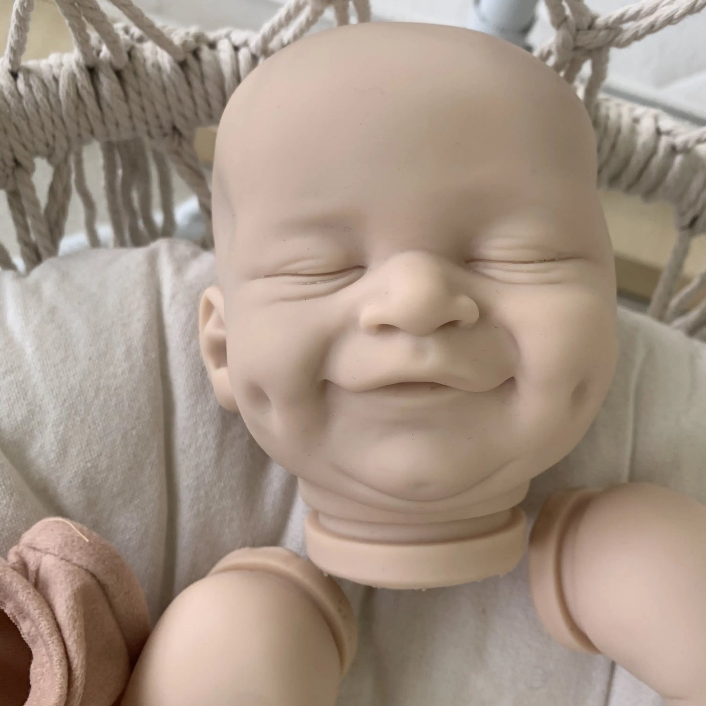 19Inch Reborn Doll Kit Cecilia Soft Fresh Color Vinyl Unfinished Doll Parts with COA