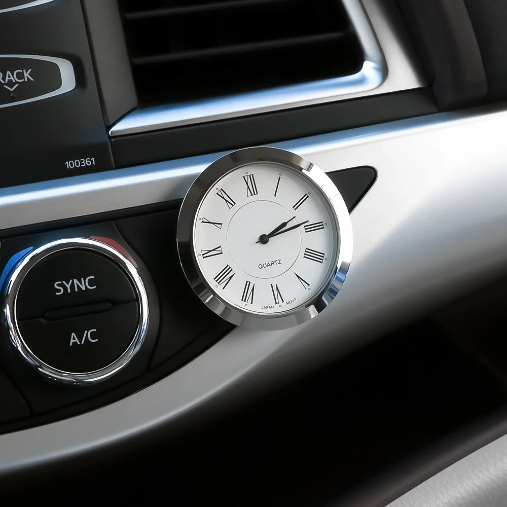 Car Ornament Electronic Meter Clock Timepiece Car Interior Decoration Auto Sticker Watch Fashion Car-Styling Accessories Gift