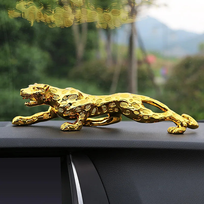 Car Ornaments Leopard Figurine Cool Auto DEcor Automobiles Interior Dashboard Resin Crafts Home Decoration Accessories Gift