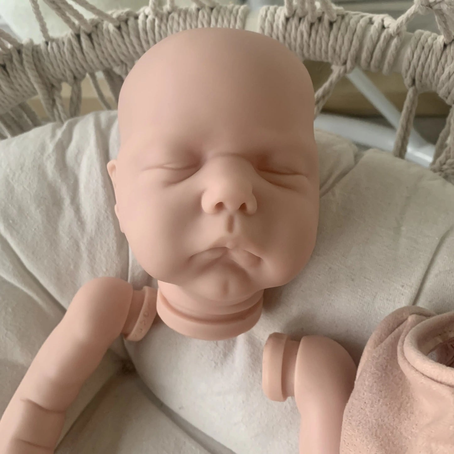NPK 19inch Reborn Doll Kit Willa Fresh color Soft Touch Unfinished Reborn Supply Doll Parts