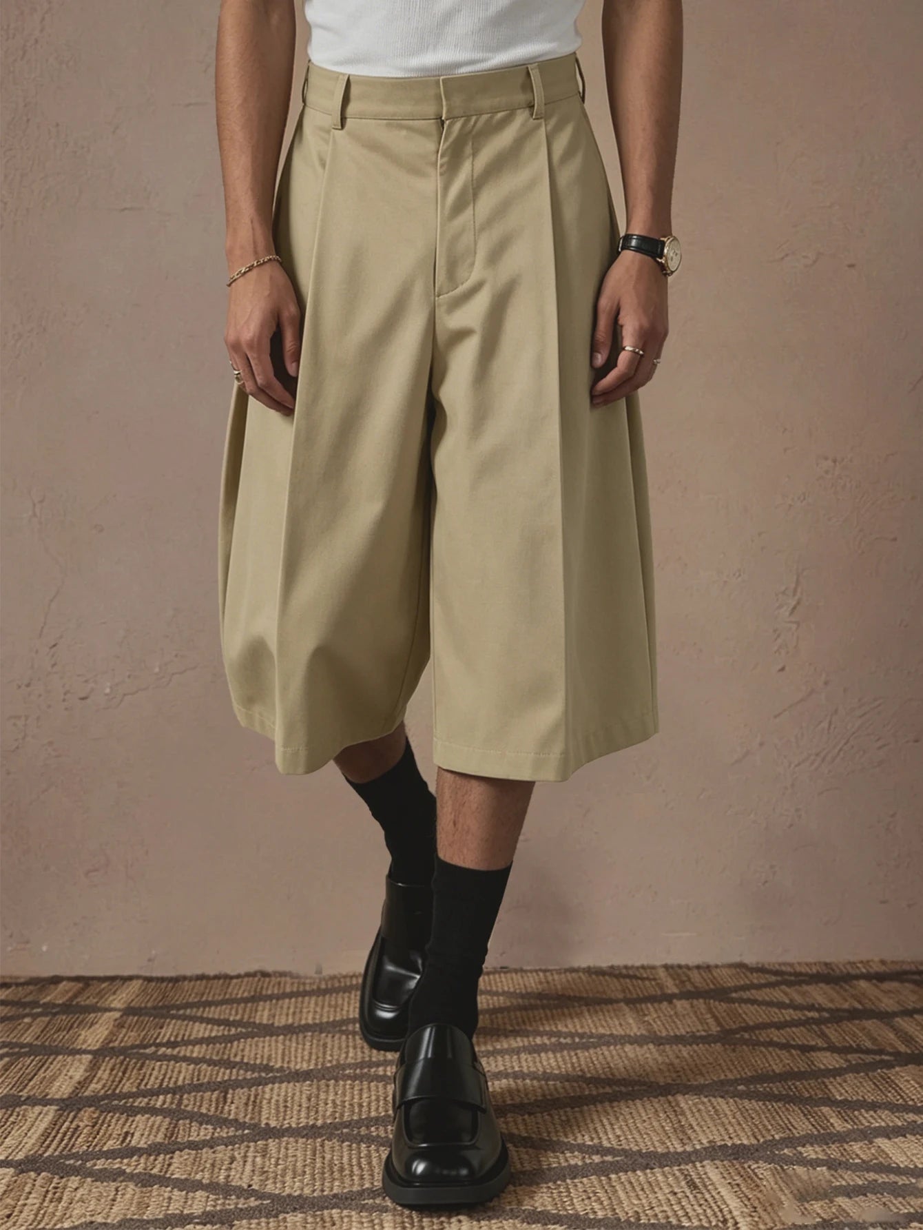 2026 SS New Arrival Men Solid Woven 7/8 Suit Pants Button Pleated Loose Straight Cropped Daily Street Trousers