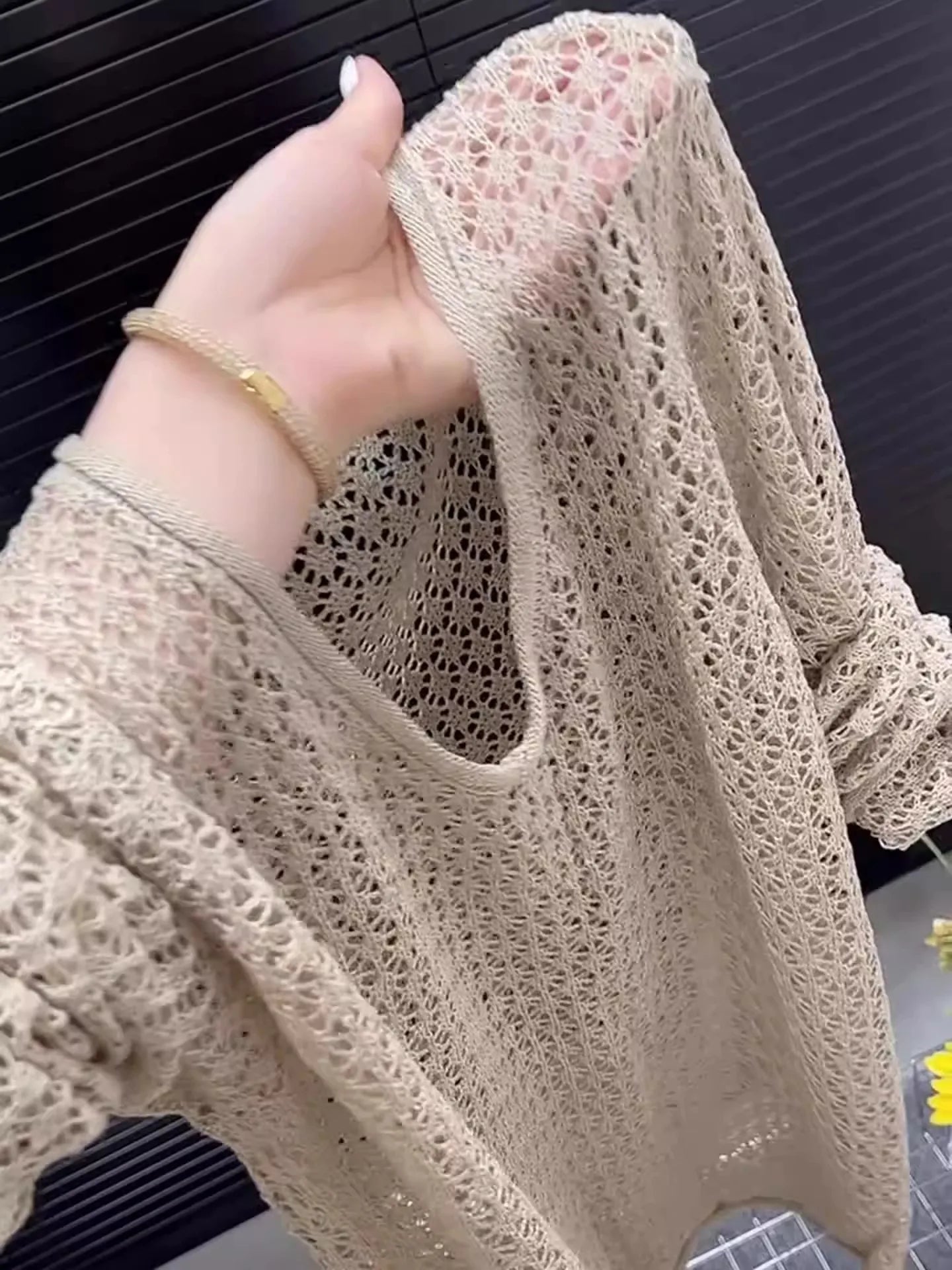 Korean Style Khaki Knitted Hollow out Long Sleeve Top Women's Spring Summer Thin Sun Protection Loose Fit round Neckline