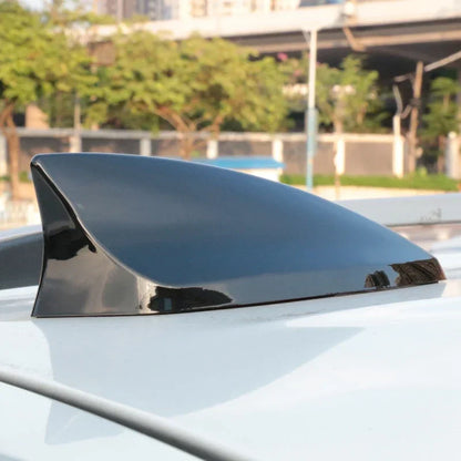 Universal New Shark Fin Antenna Auto Car Radio Aerials Strong Signal Piano Paint For Qashqai j11 j10