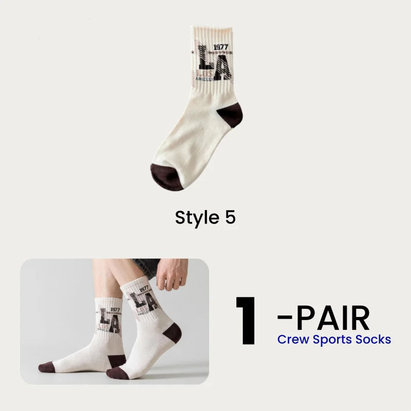 1/4/8 Pairs Men's Crew Socks Retro American Alphanumeric Print Basketball Sports Socks Graffiti Style Couple EU 37-44 US 6-12