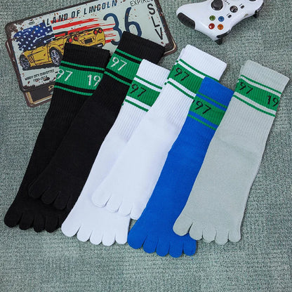 5 Pairs Men Sport Socks with Toes Mid-tube Thick Cotton Cycling Street Fashion Letter Pattern Athletic Compression 5 Finger Sock