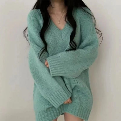 plus Size Lazy Style V-Neck Soft Cozy Knitted Sweater Women's Autumn Winter Loose Small Figure Top Retro Style Loose Fit Knit...