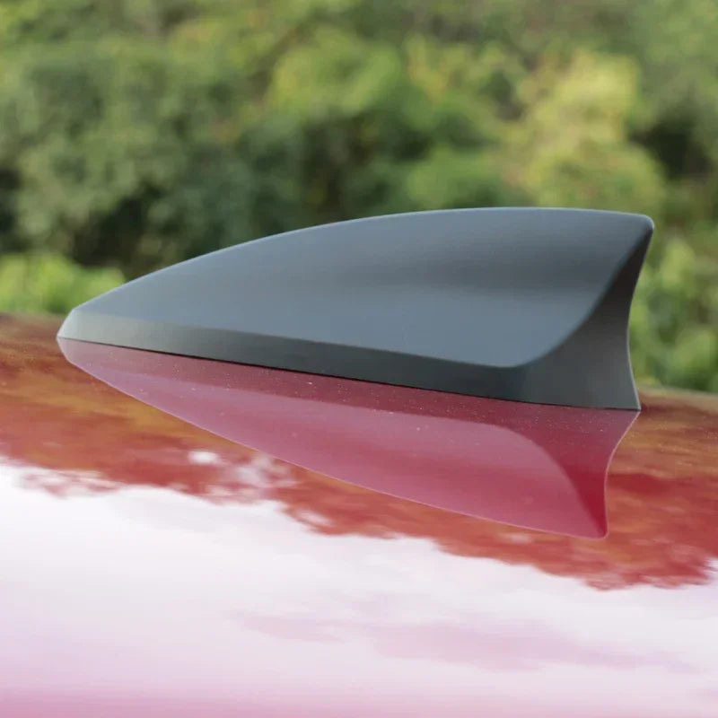 Universal New Shark Fin Antenna Auto Car Radio Aerials Strong Signal Piano Paint For Qashqai j11 j10