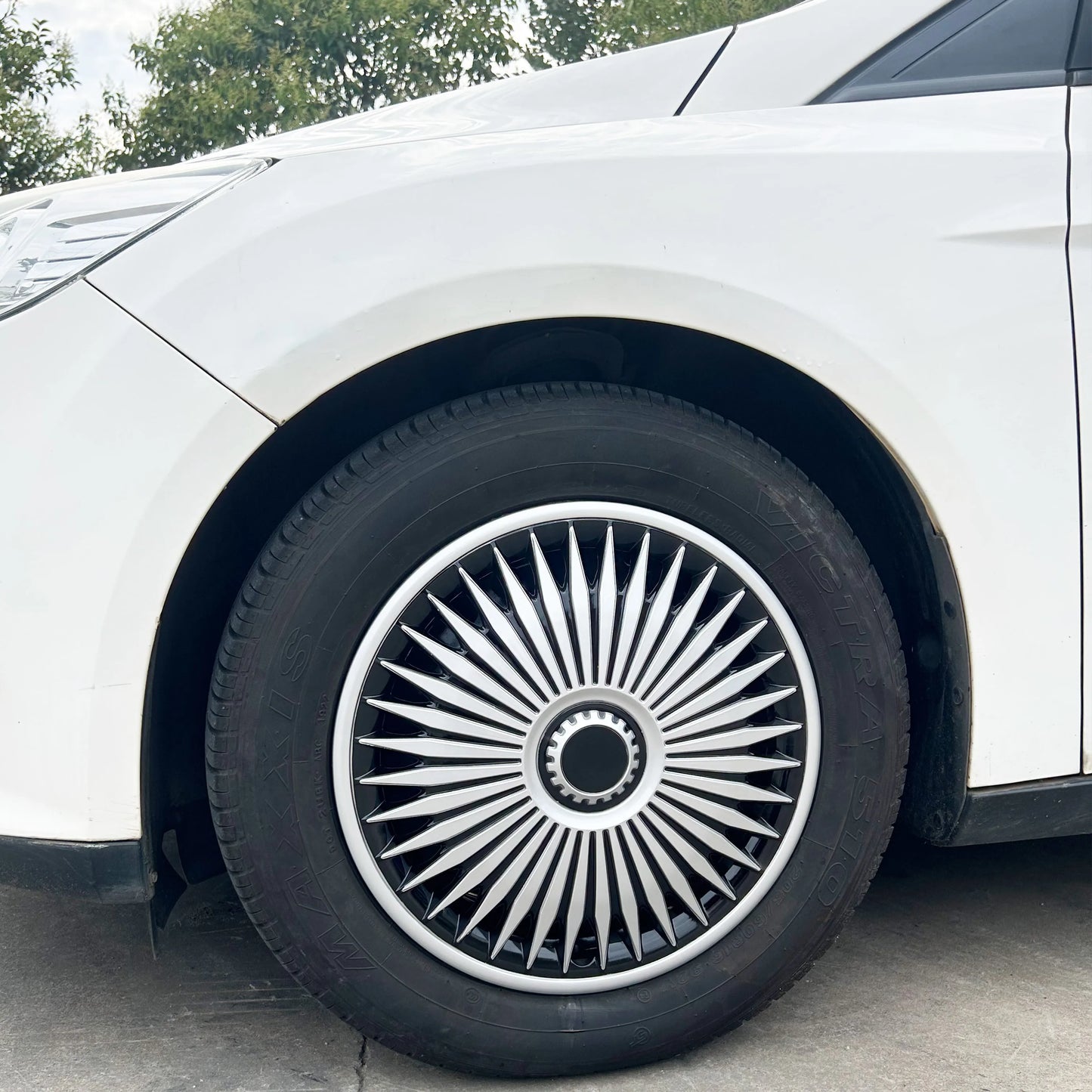 4pcs hub caps suitable for cars with 16-inch iron wheels, made of PP plastic, can be used to decorate the appearance of car whee