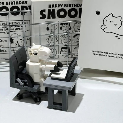 Shrimp Building Blocks Cattle Horses Hard Work Office Figurines Cream Cat Ornament Beast of Burden Model Assembly Toy for Worker