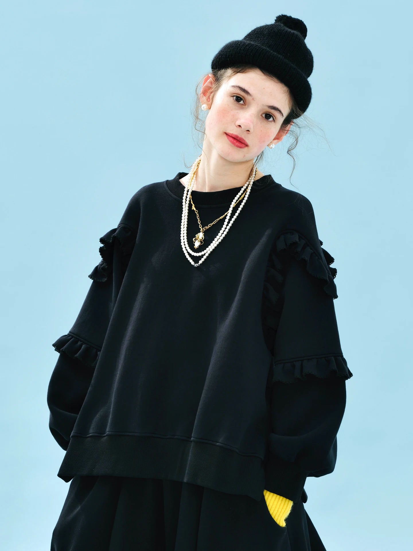imakokoni 2025 Autumn Artistic Lace Long-Sleeve Black Pullover Double-Sided Air-Layer Sweatshirt 255229