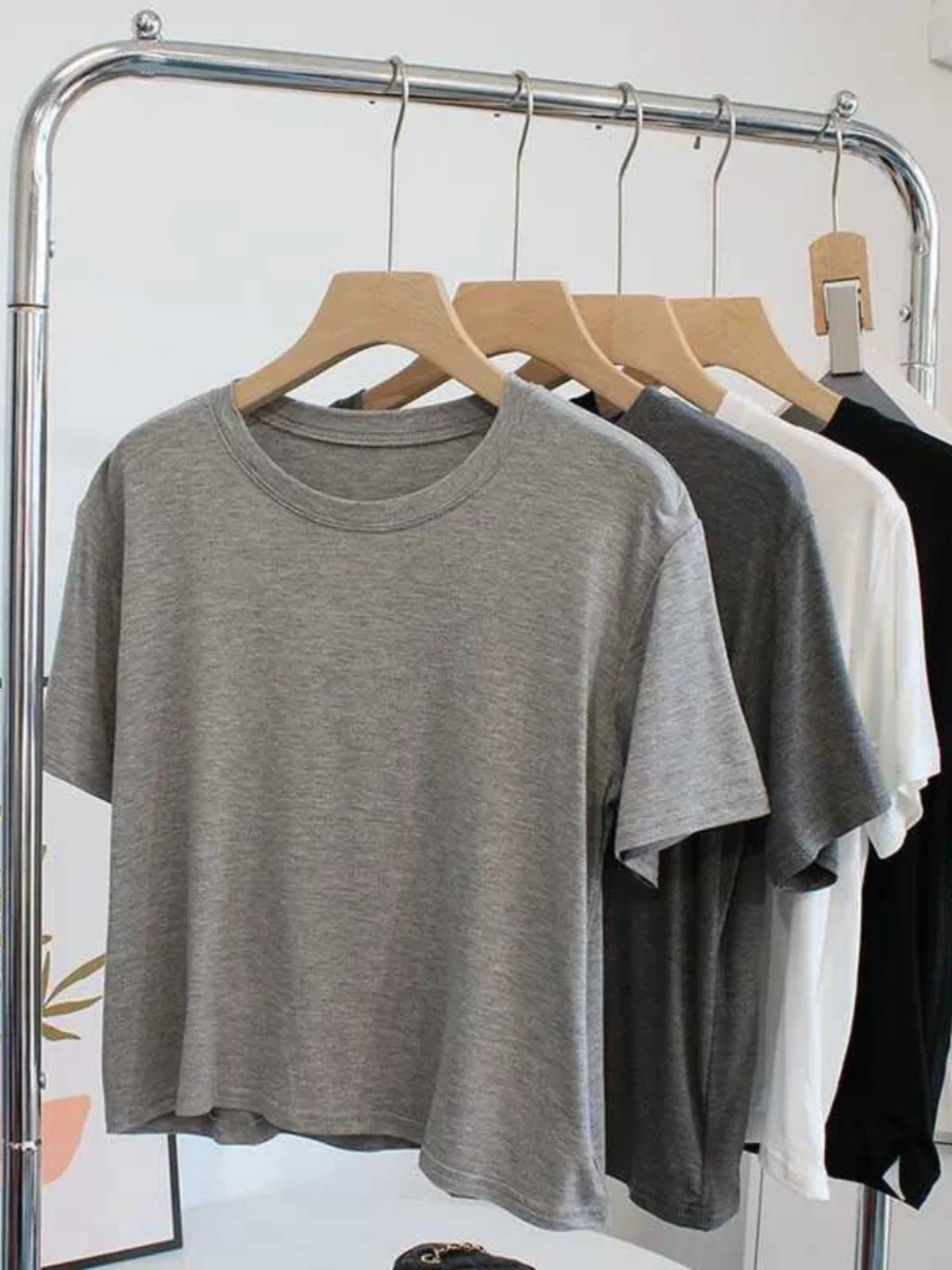 Ultra-Hand Feel Short Modal T-Shirt Women's  Summer 2025 Slimming round Neck Short Sleeve  Color Base Shirt