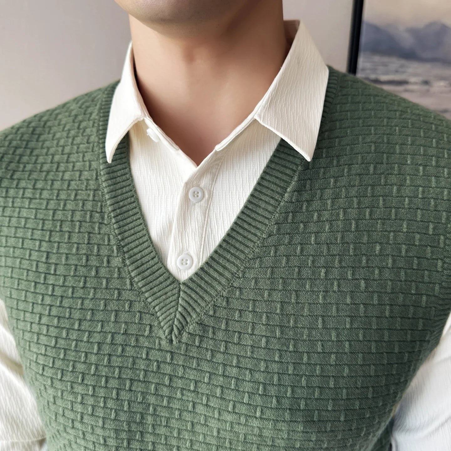 Autumn and Winter Men's V - Neck Knitted  Vest Business Casual Men's Daily Commute Knit Sweater