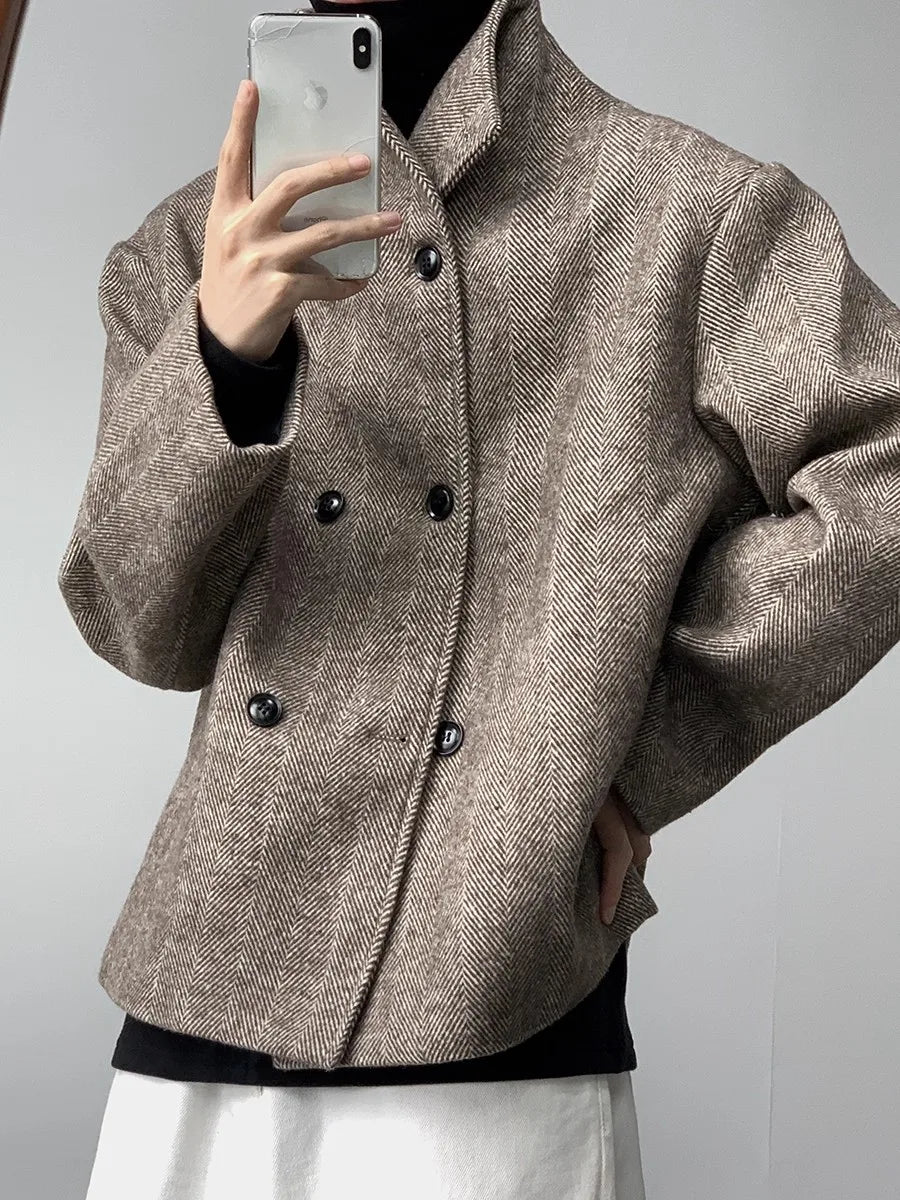 Mauroicardi Autumn Winter Cool Short Warm Herringbone Woolen Jacket MenStand Collar Double Breasted Luxury Designer Clothes 2025