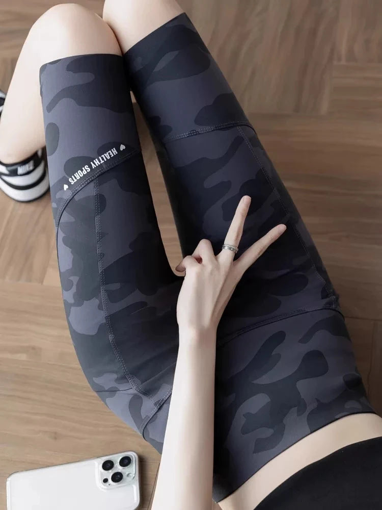 Premium Women's Camo 5-Point Shark Pants High Waist Tummy Control Butt Lifting Daily Casual Yoga Cycling Leggings