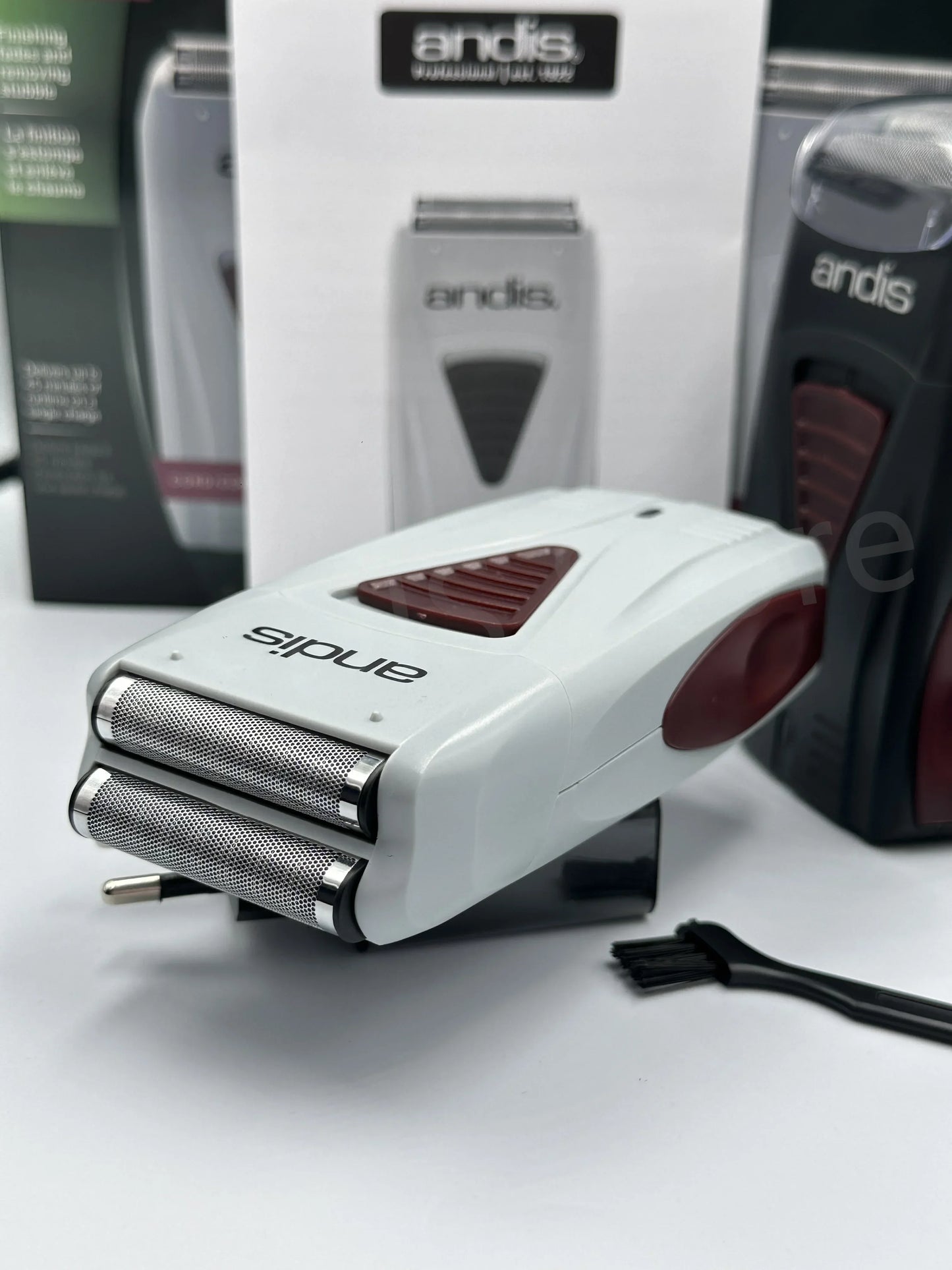 Original Andis 17170 Foil Lithium Titanium Shaver Smooth Shaving Cordless Shaver With Charger For Men Razor Bald Hair Clipper