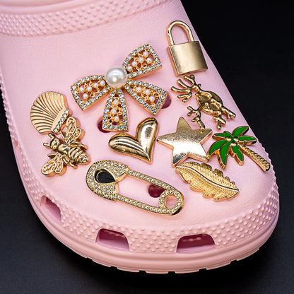 1pcs Designer Golden Crown Metal Shoe Charms Sea Star Shell Luxury Decorations for Shoe Accessorie Heart Pins for Women Girls