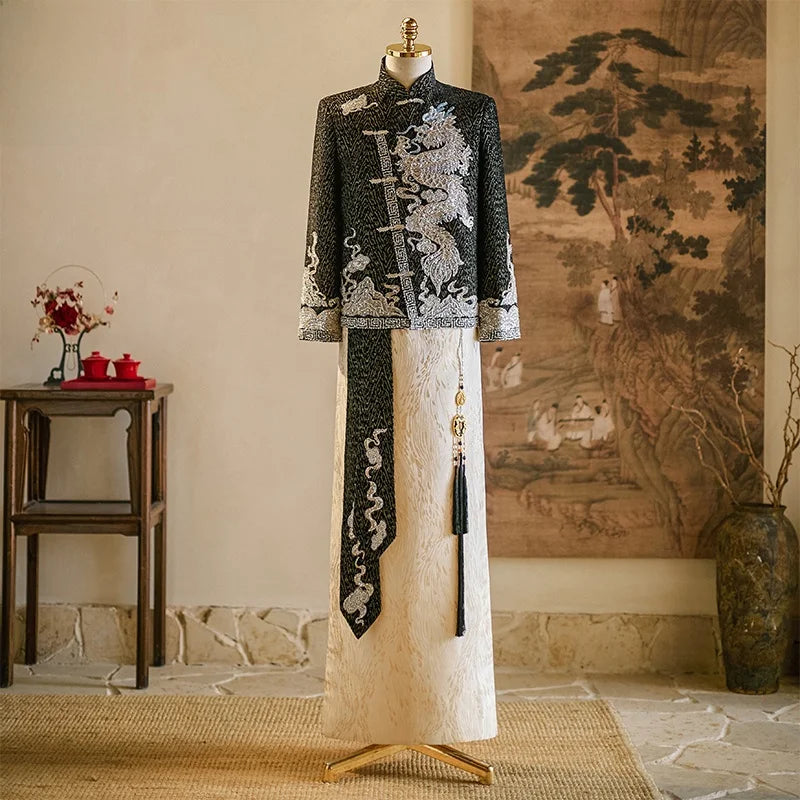 Elegant Long Sleeve Dragon And Phoenix Embroidery Wedding Dress for Men Traditional Chinese Style Stand Collar New Couple Clo...