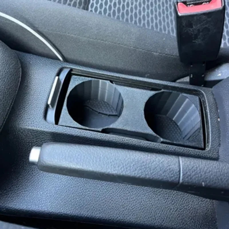 Car Cup Holder Black Plastic 0.25L 0.5L Cans Bottles Mount Holder for Volkswagen Golf 5 & 6 Car Interior Accessories Cup Holder