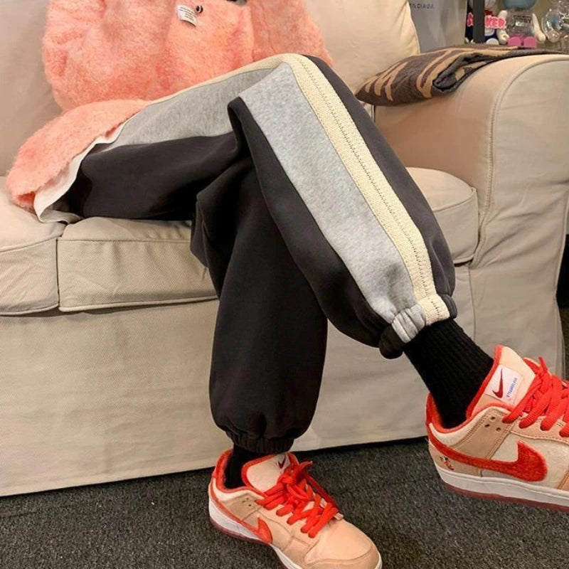 Men's Brown Tapered Leg Joggers Spring Casual Pants Hong Kong Retro American Style with Drawstring Japanese Vintage Look