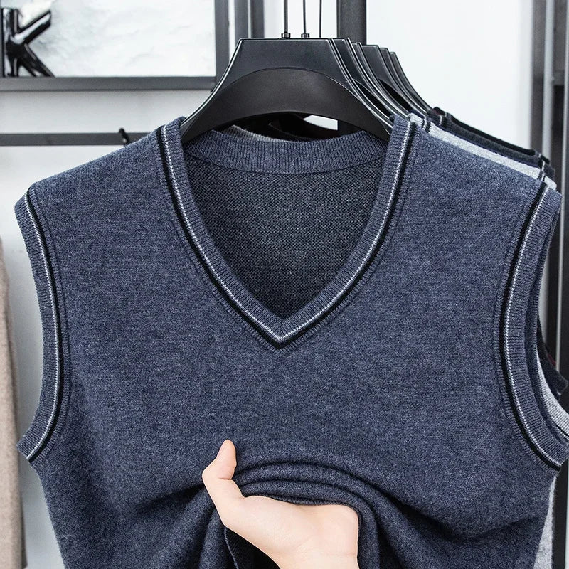 2026 Men's Casual Sweater Vest Warm Comfortable Autumn Winter Fashion Outerwear