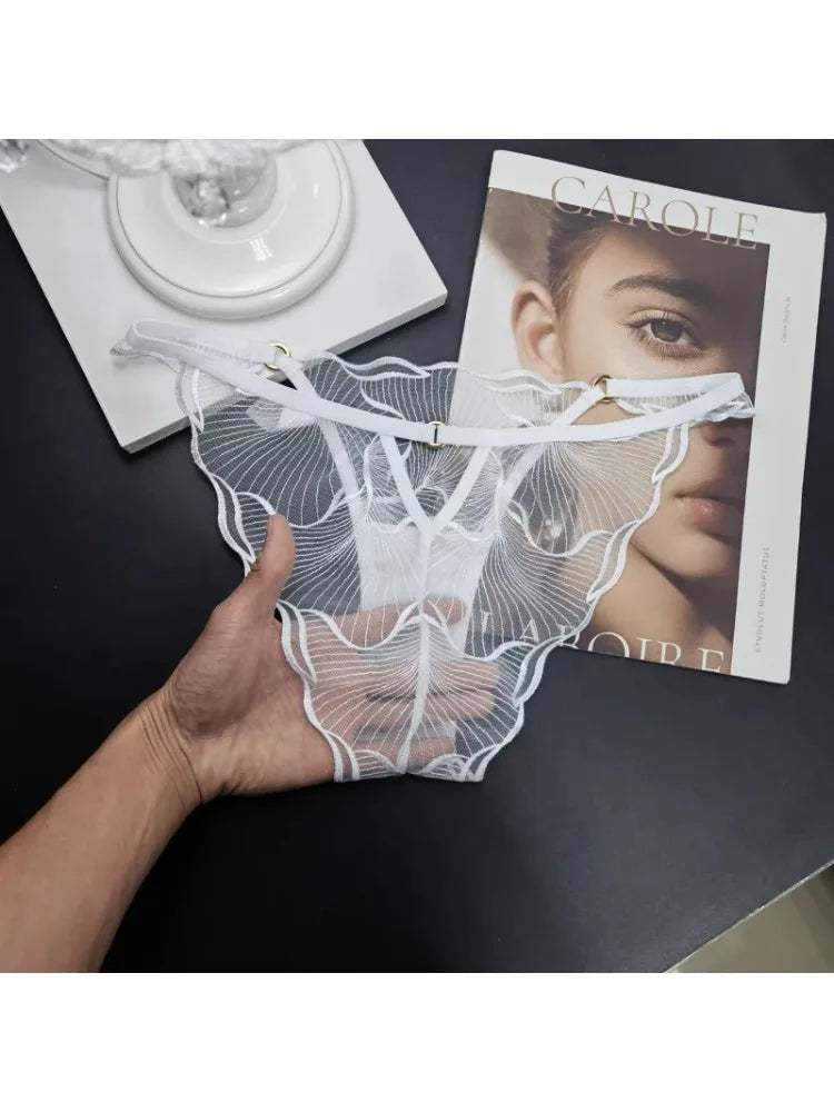 Sexy French Flower Embroidery Lace Bra Set Pure Desire Ultra Thin Push Up Wirefree Comfort Romantic Niche Bralette S-XL MOYISU