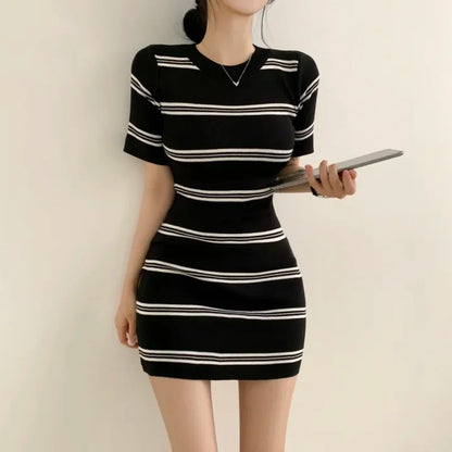 Chic Summer Slim Fit round Neck Striped Knitted Dress Women's Fashion High Waist Bodycon Short Skirt Elegant Lady Style