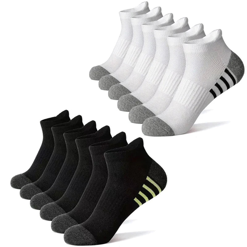 12Pairs Men's plus Size Sports Socks EU39-46 Breathable Comfortable Black White Leisure Outdoor Short Socks for Men