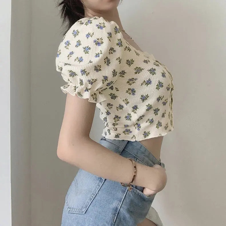 Floral Print Square Neck Short Sleeve Slim Fit T-Shirt Women's Summer 2026 New Bubble Sleeve Belly Baring Trendy Top