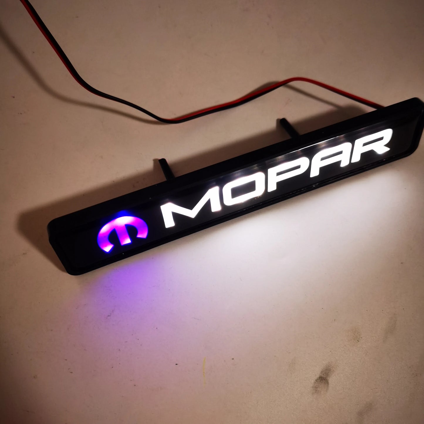 LED Emblem Light White LED Mopar Grille Light Decoration Lamp Mopar Grills Light Atmosphere Lamp MOPAR Emblem Lamp